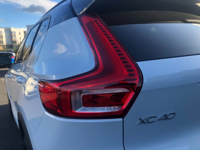 2025 Volvo Xc40