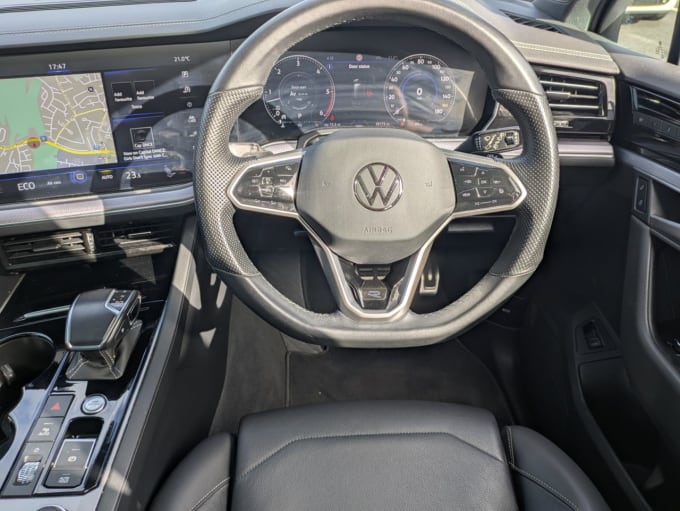 2025 Volkswagen Touareg