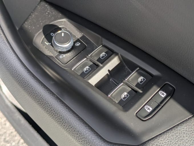 2025 Volkswagen Touareg