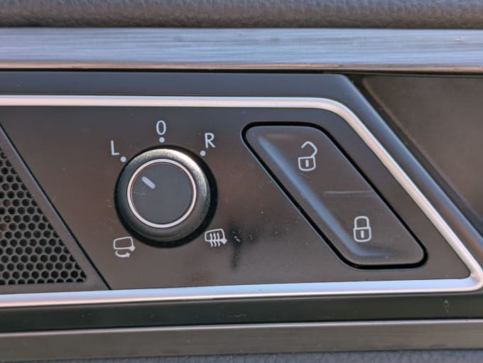 2025 Volkswagen Golf Sv