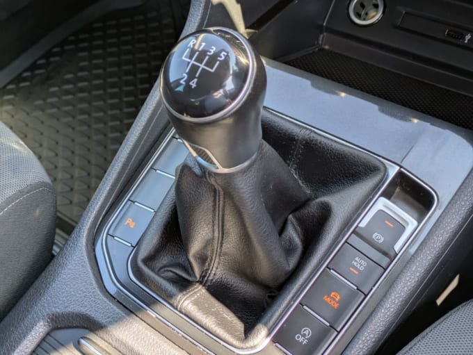 2025 Volkswagen Golf Sv