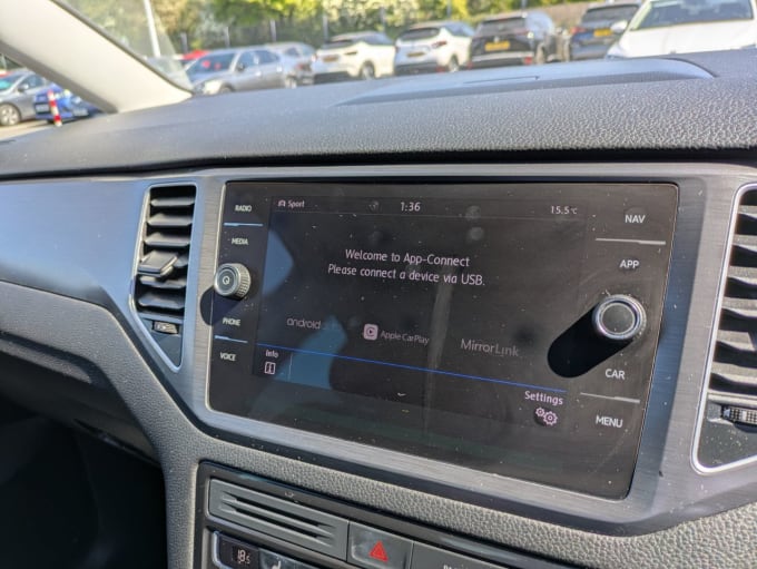2025 Volkswagen Golf Sv