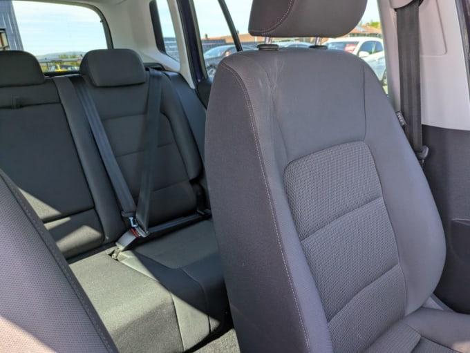 2025 Volkswagen Golf Sv