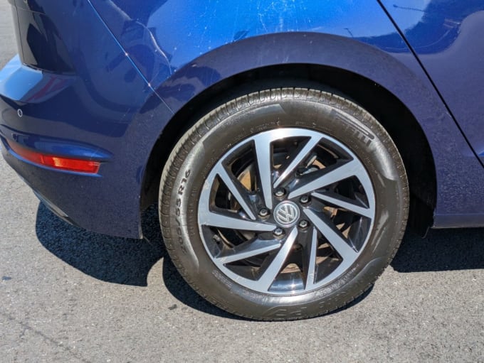 2025 Volkswagen Golf Sv