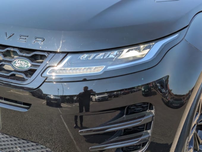 2025 Land Rover Range Rover Evoque