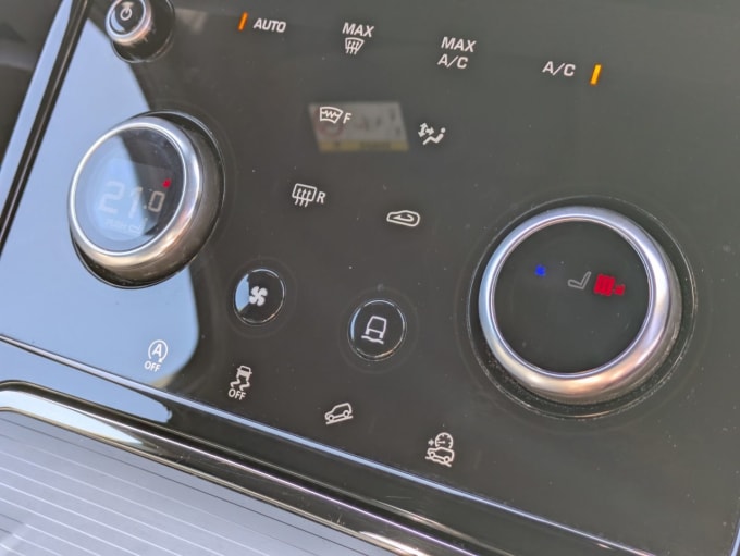2025 Land Rover Range Rover Evoque