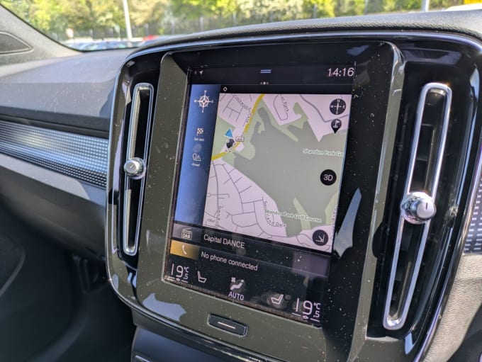 2025 Volvo Xc40