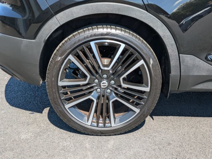 2025 Volvo Xc40