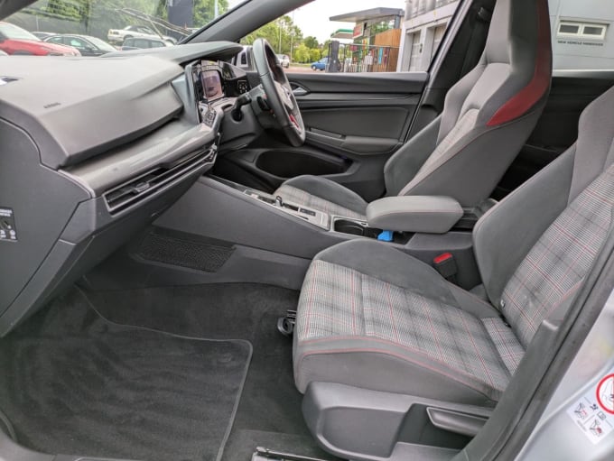 2025 Volkswagen Golf