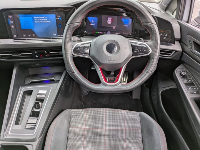 2025 Volkswagen Golf