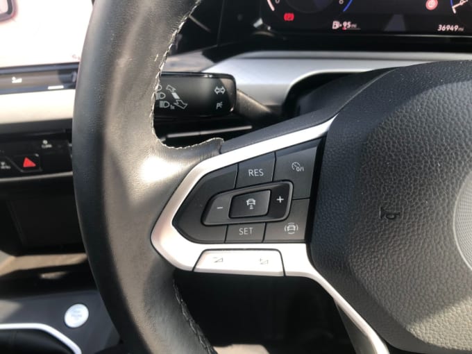 2025 Volkswagen Golf