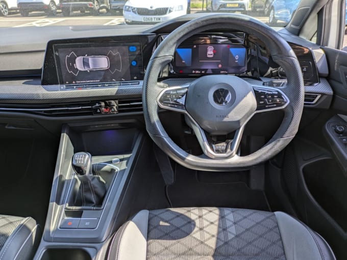 2025 Volkswagen Golf