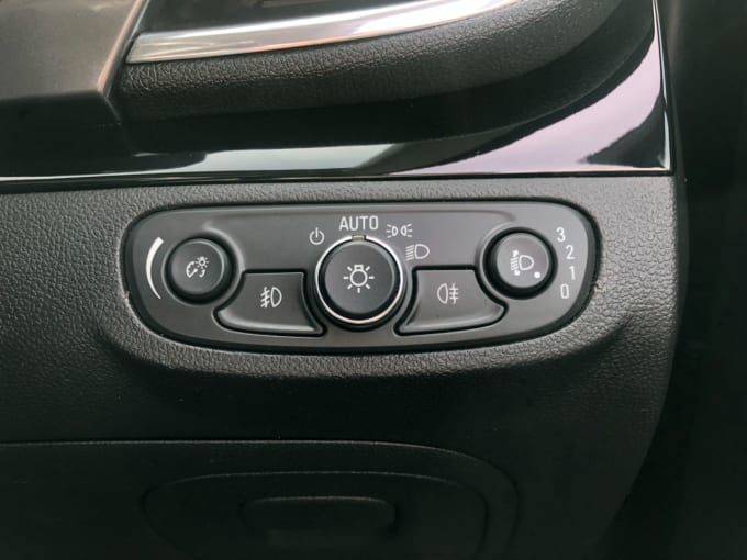 2025 Vauxhall Mokka X