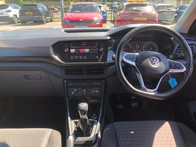 2025 Volkswagen T-cross