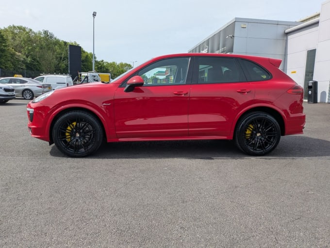2025 Porsche Cayenne