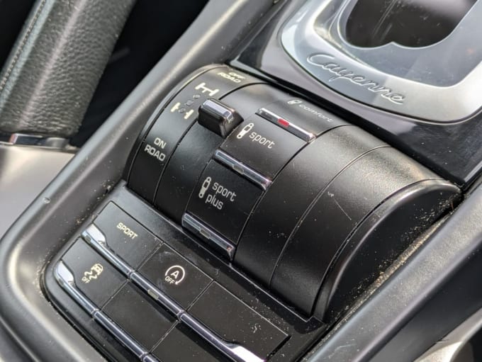 2025 Porsche Cayenne