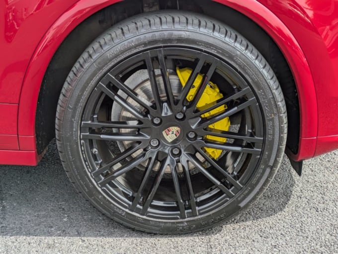 2025 Porsche Cayenne