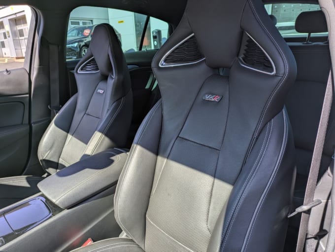 2025 Vauxhall Insignia