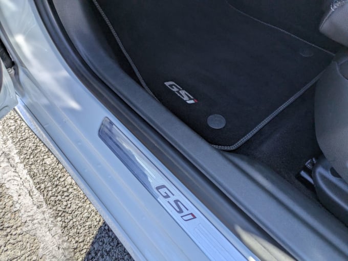2025 Vauxhall Insignia