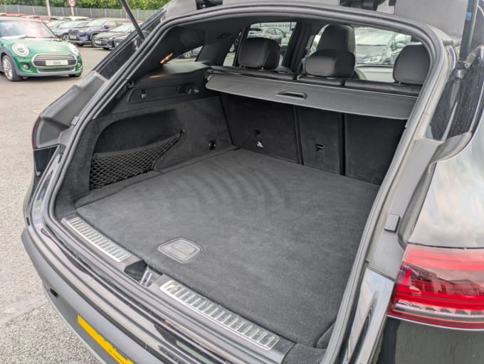 2022 Mercedes-benz Eqc