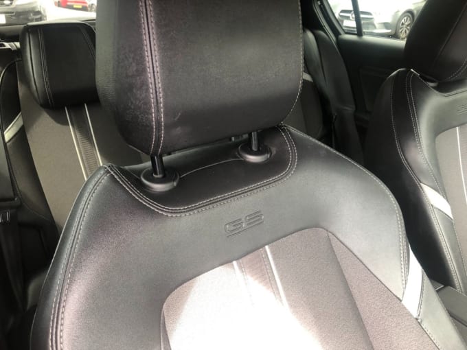 2025 Vauxhall Astra
