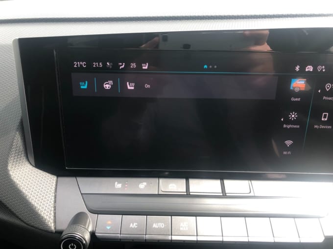 2025 Vauxhall Astra
