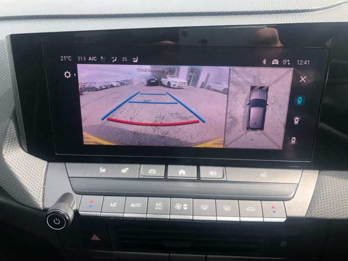 2025 Vauxhall Astra