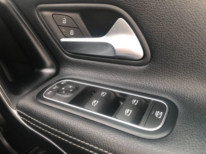 2025 Mercedes-benz Cla