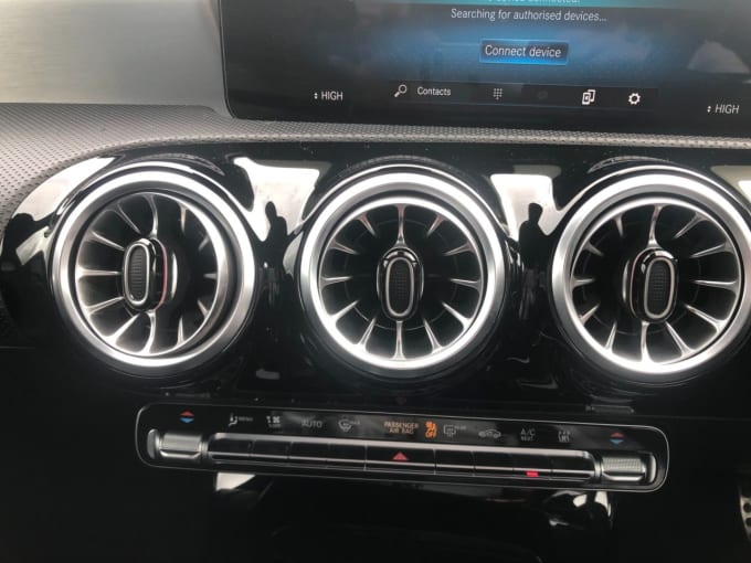 2025 Mercedes-benz Cla
