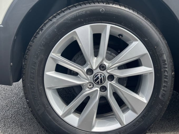 2025 Volkswagen T-cross