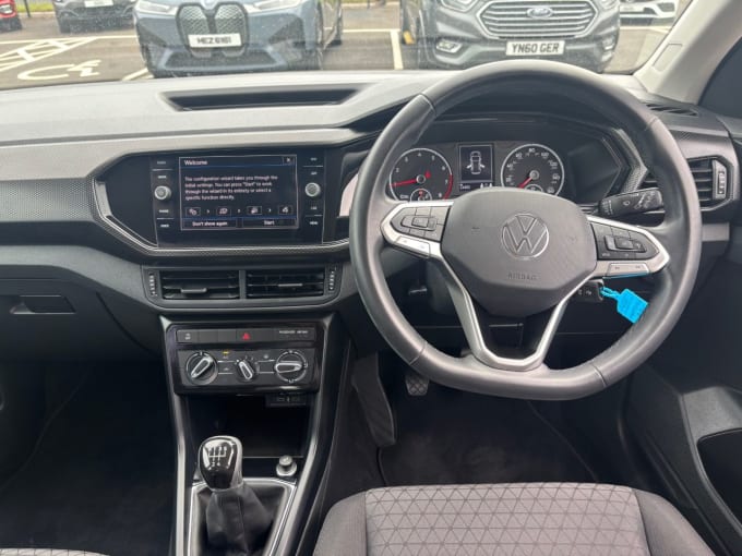 2025 Volkswagen T-cross