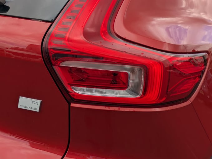 2025 Volvo Xc40
