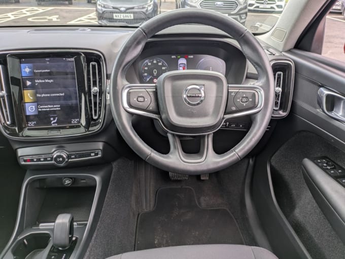 2025 Volvo Xc40