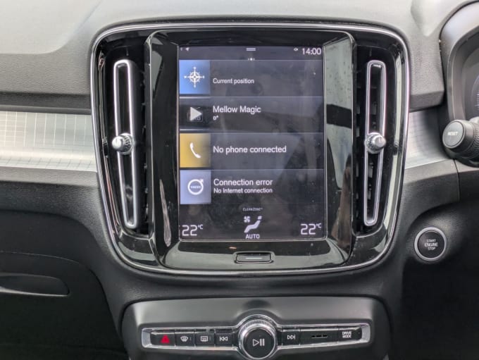 2025 Volvo Xc40