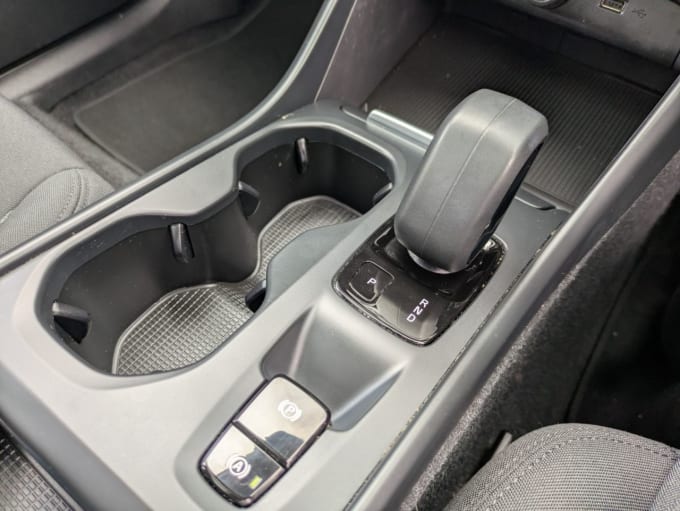 2025 Volvo Xc40