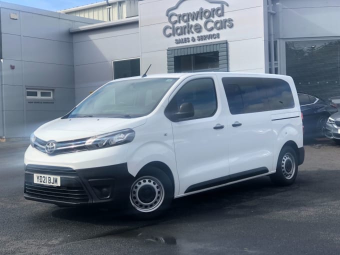 2025 Toyota Proace Verso