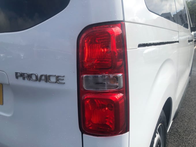 2025 Toyota Proace Verso