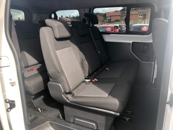 2025 Toyota Proace Verso