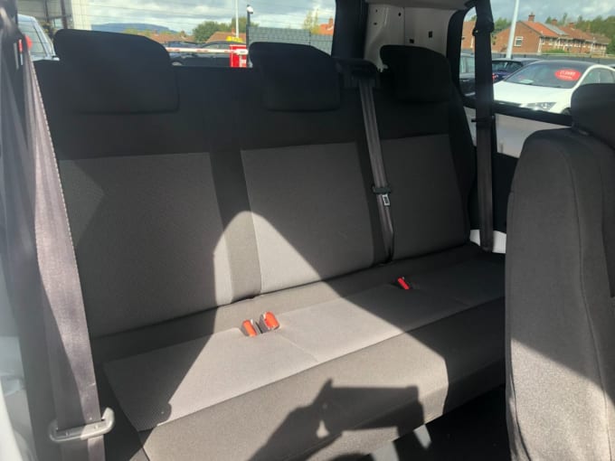 2025 Toyota Proace Verso