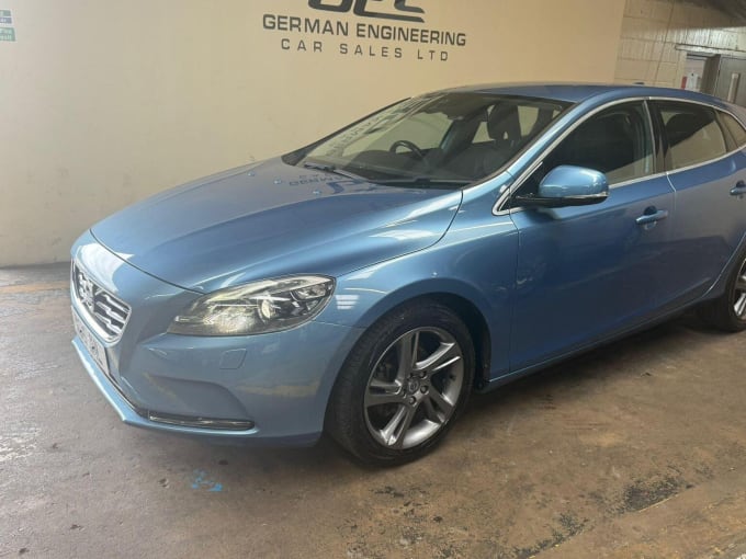 2015 Volvo V40