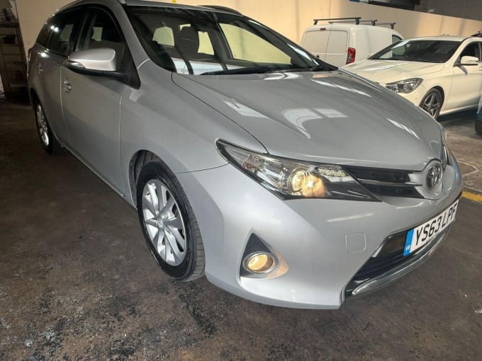 2013 Toyota Auris