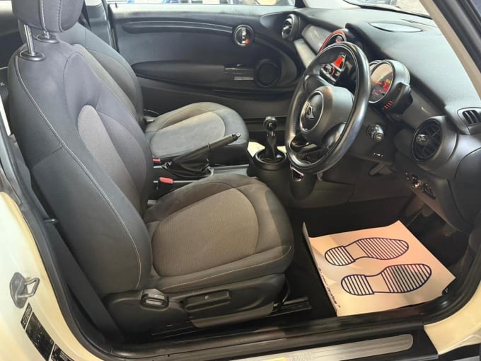2014 Mini Hatch