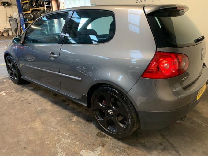 2005 Volkswagen Golf