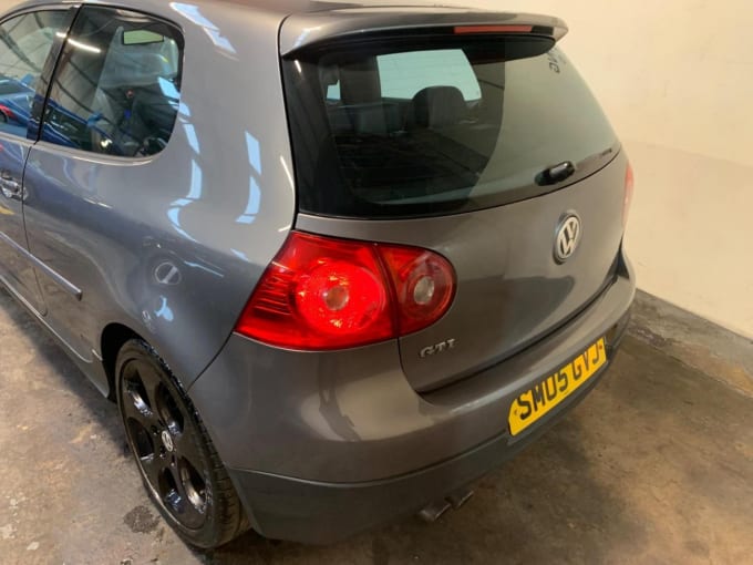 2005 Volkswagen Golf