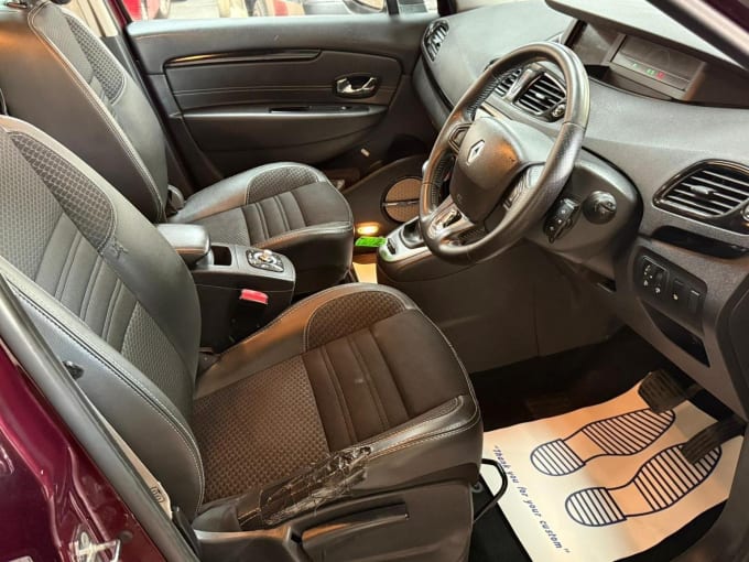 2015 Renault Grand Scenic