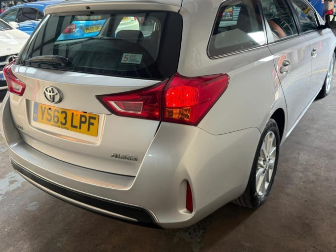 2013 Toyota Auris