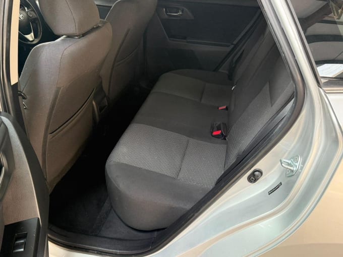2013 Toyota Auris