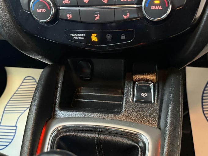 2014 Nissan Qashqai