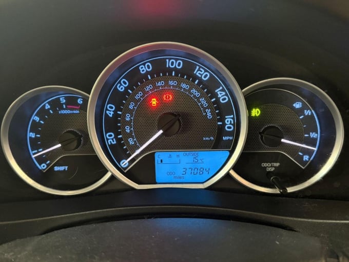 2013 Toyota Auris
