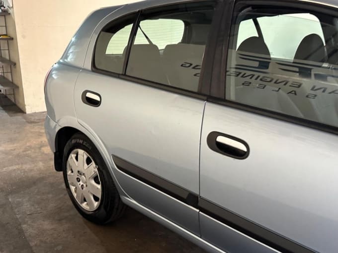 2005 Nissan Almera